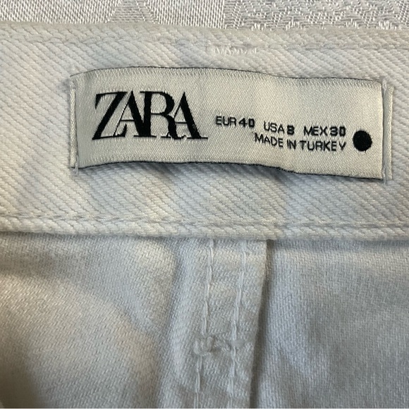 Zara Straight Wide Leg Women Size 8 White 5 Pocket Denim Jeans - Picture 6 of 7